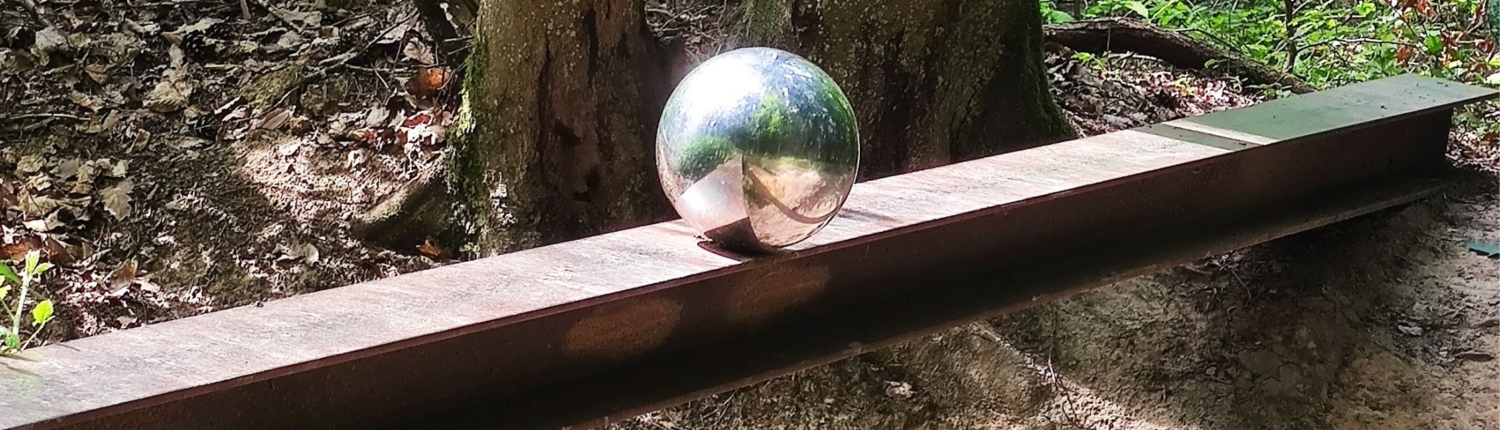 Symbolbild für Kita-Leitung im Gleichgewicht – Balance zwischen Verantwortung, Führung und innerer Stabilität